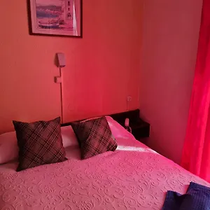 Pensao Residencial Flor Dos Cavaleiros ** Lisboa